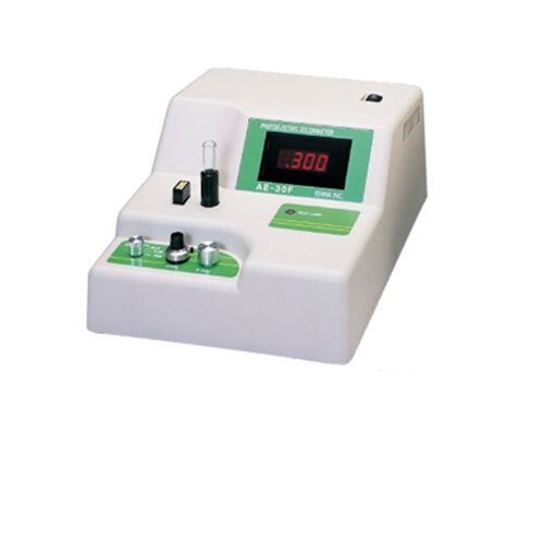 Erma Photoelectric Colorimeter